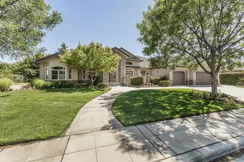 Exterior - 2998 Ashcroft, Clovis, CA 93611 photo 2 of 19