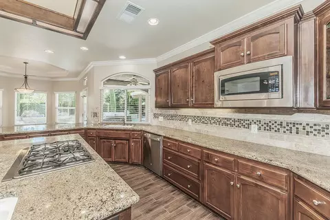 Kitchen - 2998 Ashcroft, Clovis, CA 93611 photo 2 of 7