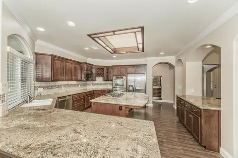 Kitchen - 2998 Ashcroft, Clovis, CA 93611 photo 6 of 7