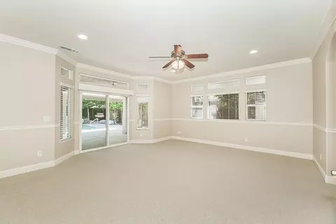 Living - 2998 Ashcroft, Clovis, CA 93611 photo 6 of 8