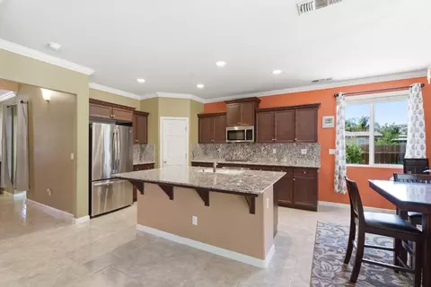 Kitchen - 3609 Flint Ave, Clovis, CA 93619 photo 2 of 8