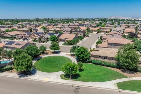 View/Area - 3609 Flint Ave, Clovis, CA 93619 photo 7 of 12
