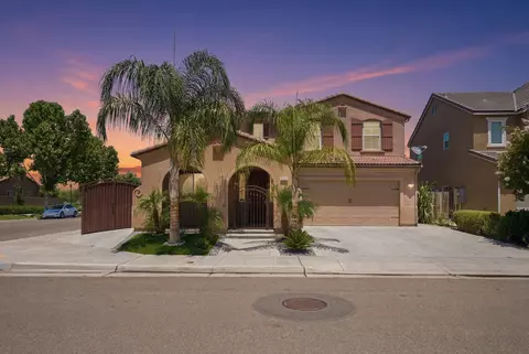 3609 Flint Ave, Clovis, CA 93619