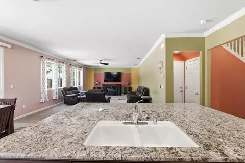 Kitchen - 3609 Flint Ave, Clovis, CA 93619 photo 6 of 8