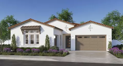 1665 Heirloom Ave, Clovis, CA 93619