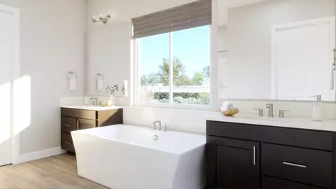 Bath - 1665 Heirloom Ave, Clovis, CA 93619 photo 1 of 2