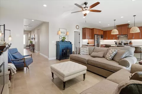 Entry Way - 4314 Little Canyon Dr, Madera, CA 93636 photo 2 of 2