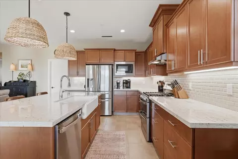Kitchen - 4314 Little Canyon Dr, Madera, CA 93636 photo 2 of 6