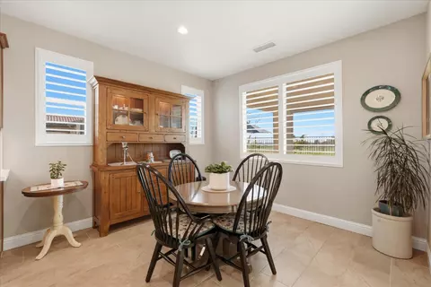 Dining - 4314 Little Canyon Dr, Madera, CA 93636 photo 2 of 2