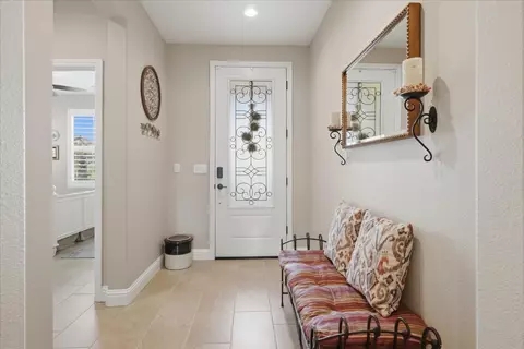 Entry Way - 4314 Little Canyon Dr, Madera, CA 93636 photo 1 of 2