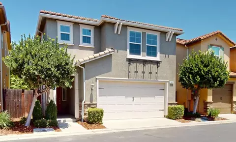 3641 Richmond Ave, Clovis, CA 93619