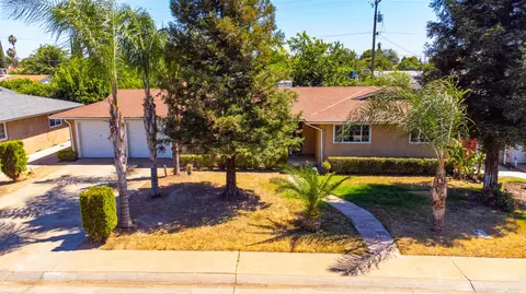 27164 Parkwood Ave, Madera, CA 93637