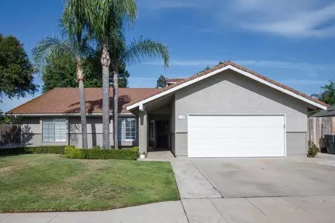 116 N Joshua Ave, Clovis, CA 93611