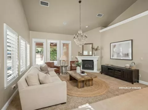 Living - Undisclosed, Clovis, CA 93619 photo 1 of 3