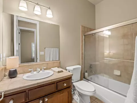 Bath - Undisclosed, Clovis, CA 93619 photo 4 of 8