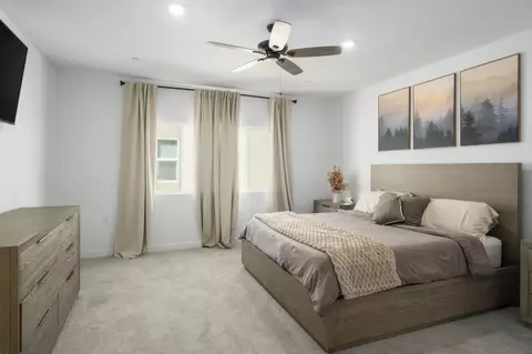 Bedroom - 452 University Dr, Lemoore, CA 93245 photo 1 of 3