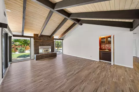 Living - 83 2nd St, Clovis, CA 93612 photo 3 of 10