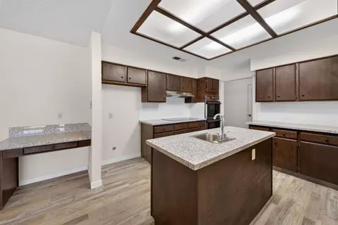 Kitchen - 83 2nd St, Clovis, CA 93612 photo 5 of 6