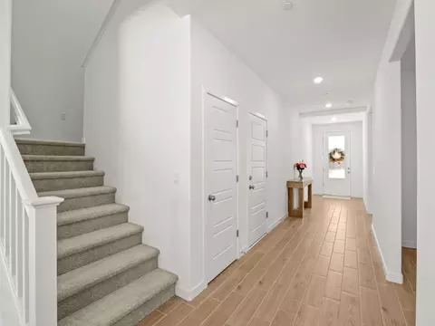 Entry Way - 4086 Sagebrush Rd, Madera, CA 93636 photo 2 of 4