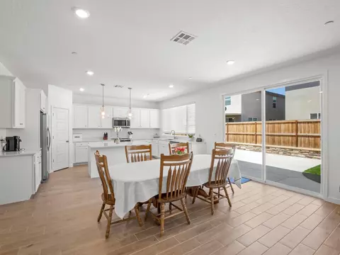 Dining - 4086 Sagebrush Rd, Madera, CA 93636 photo 1 of 2