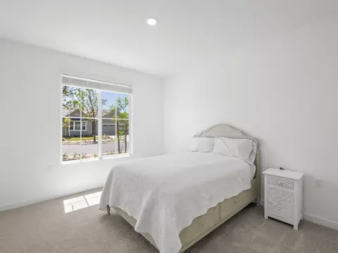 Bedroom - 4086 Sagebrush Rd, Madera, CA 93636 photo 1 of 8