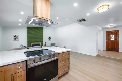 Kitchen - 1468 Morris Ave, Clovis, CA 93611 photo 5 of 5