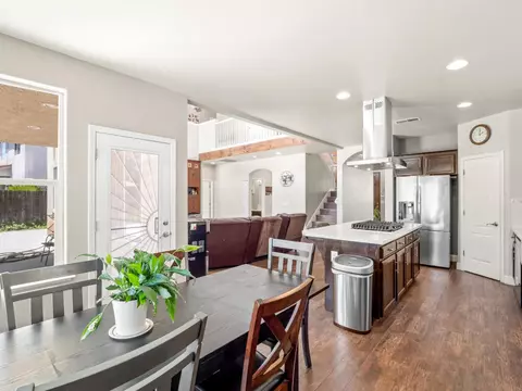 Kitchen - 2686 Robinwood Ave, Clovis, CA 93611 photo 4 of 8