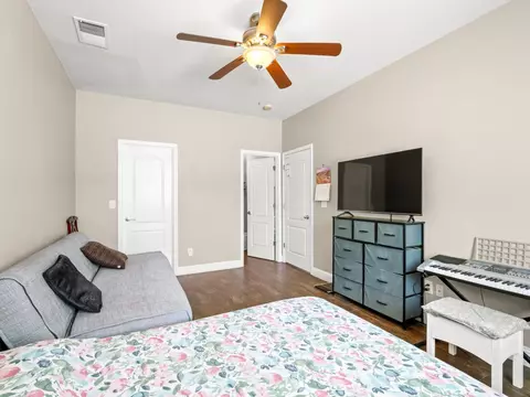 Bedroom - 2686 Robinwood Ave, Clovis, CA 93611 photo 2 of 6