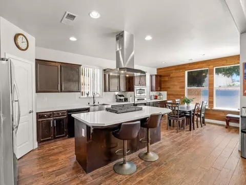 Kitchen - 2686 Robinwood Ave, Clovis, CA 93611 photo 1 of 8