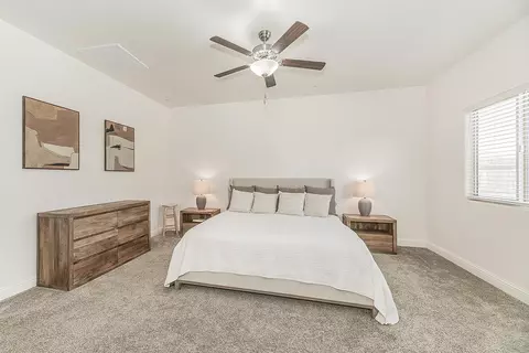 Bedroom - 6068 E Laurel Ave, Fresno, CA 93727 photo 2 of 3