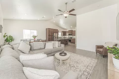 Other - 6068 E Laurel Ave, Fresno, CA 93727 photo 2 of 13