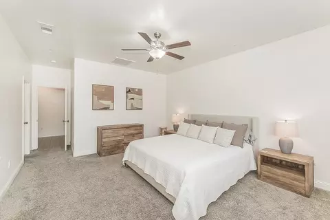 Bedroom - 6068 E Laurel Ave, Fresno, CA 93727 photo 3 of 3