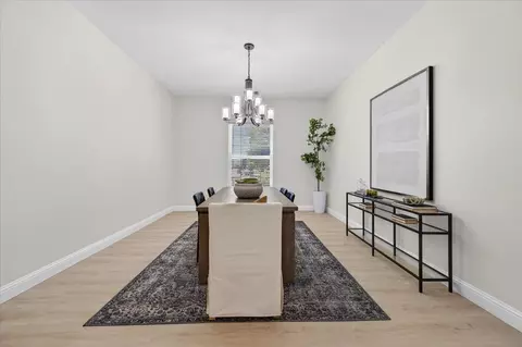 Dining - 103 W Polson Ave, Clovis, CA 93612 photo 2 of 5