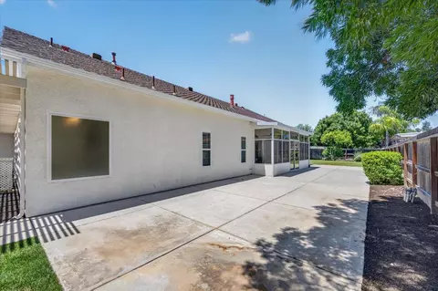 Exterior - 103 W Polson Ave, Clovis, CA 93612 photo 15 of 20