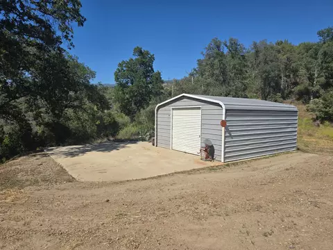 Exterior - 46250 Brookside Rd, Miramonte, CA 93641 photo 3 of 3