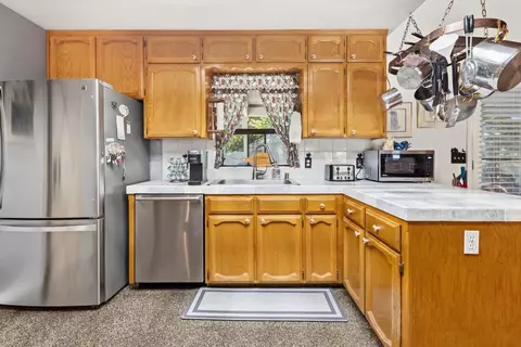 Kitchen - 46250 Brookside Rd, Miramonte, CA 93641 photo 1 of 5