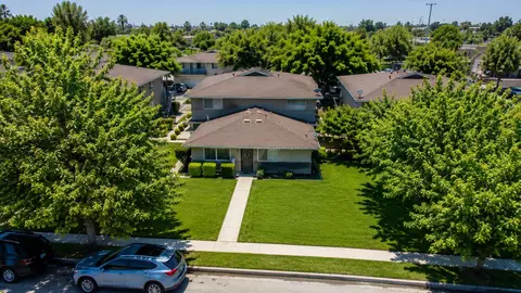 4989 N Holt Ave #103, Fresno, CA 93705