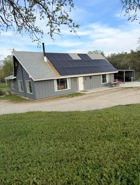 31628 Lodge Rd, Auberry, CA 93602