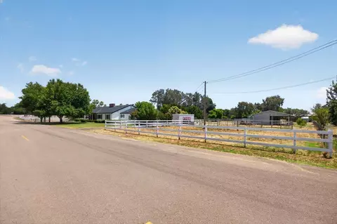 Other - 12583 Heather Ln, Clovis, CA 93619 photo 11 of 11
