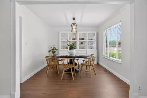 Dining - 12583 Heather Ln, Clovis, CA 93619 photo 2 of 2