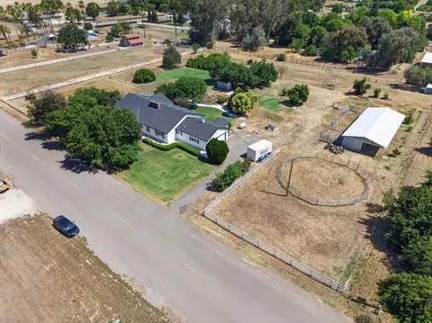 View/Area - 12583 Heather Ln, Clovis, CA 93619 photo 5 of 9
