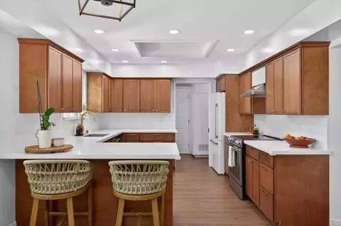 Kitchen - 12583 Heather Ln, Clovis, CA 93619 photo 3 of 6