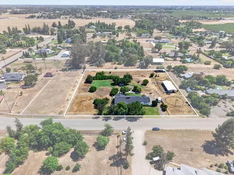 View/Area - 12583 Heather Ln, Clovis, CA 93619 photo 8 of 9