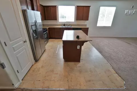 Kitchen - 559 Ivory St, Lemoore, CA 93245 photo 1 of 6
