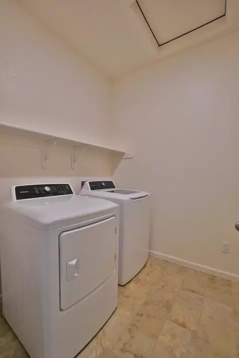 Other - 559 Ivory St, Lemoore, CA 93245 photo 2 of 6