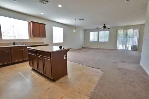 Living - 559 Ivory St, Lemoore, CA 93245 photo 1 of 6