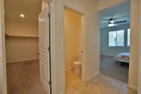 Entry Way - 559 Ivory St, Lemoore, CA 93245 photo 7 of 7