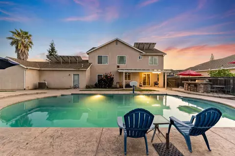 Exterior - 85 N Fairfax Ave, Clovis, CA 93612 photo 5 of 5
