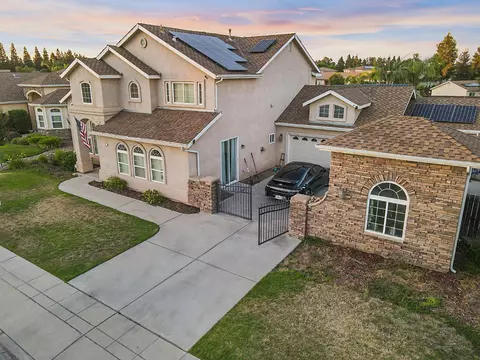 View/Area - 85 N Fairfax Ave, Clovis, CA 93612 photo 1 of 4
