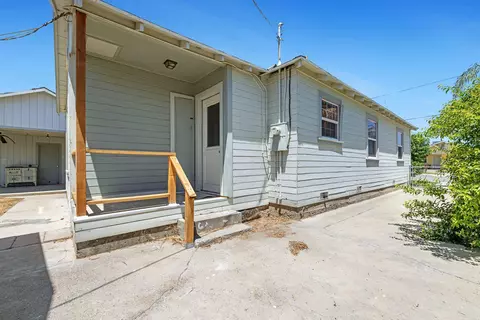 Exterior - 246 E Valley St, Coalinga, CA 93210 photo 11 of 11
